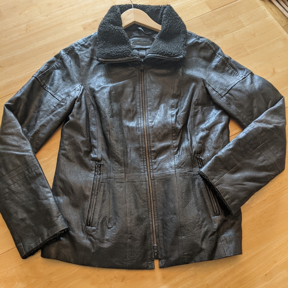 Danier Aviator Leather Jacket - EUC - Size XS